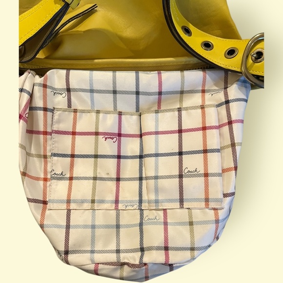 Coach Legacy Ergo Bucket Bag Sunflower Yellow Leather 11422 Y2K Vintage Shoulder - Picture 8 of 16